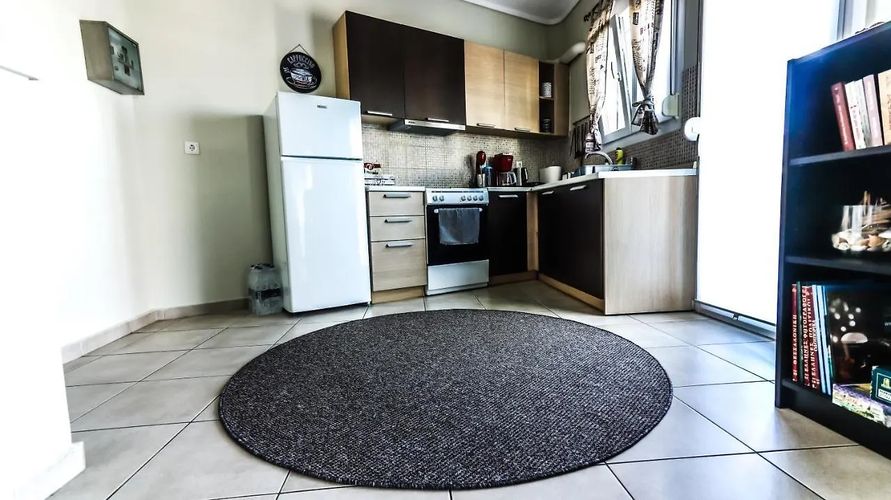 Comfort Luxury Maisonette سالونيك 0*,